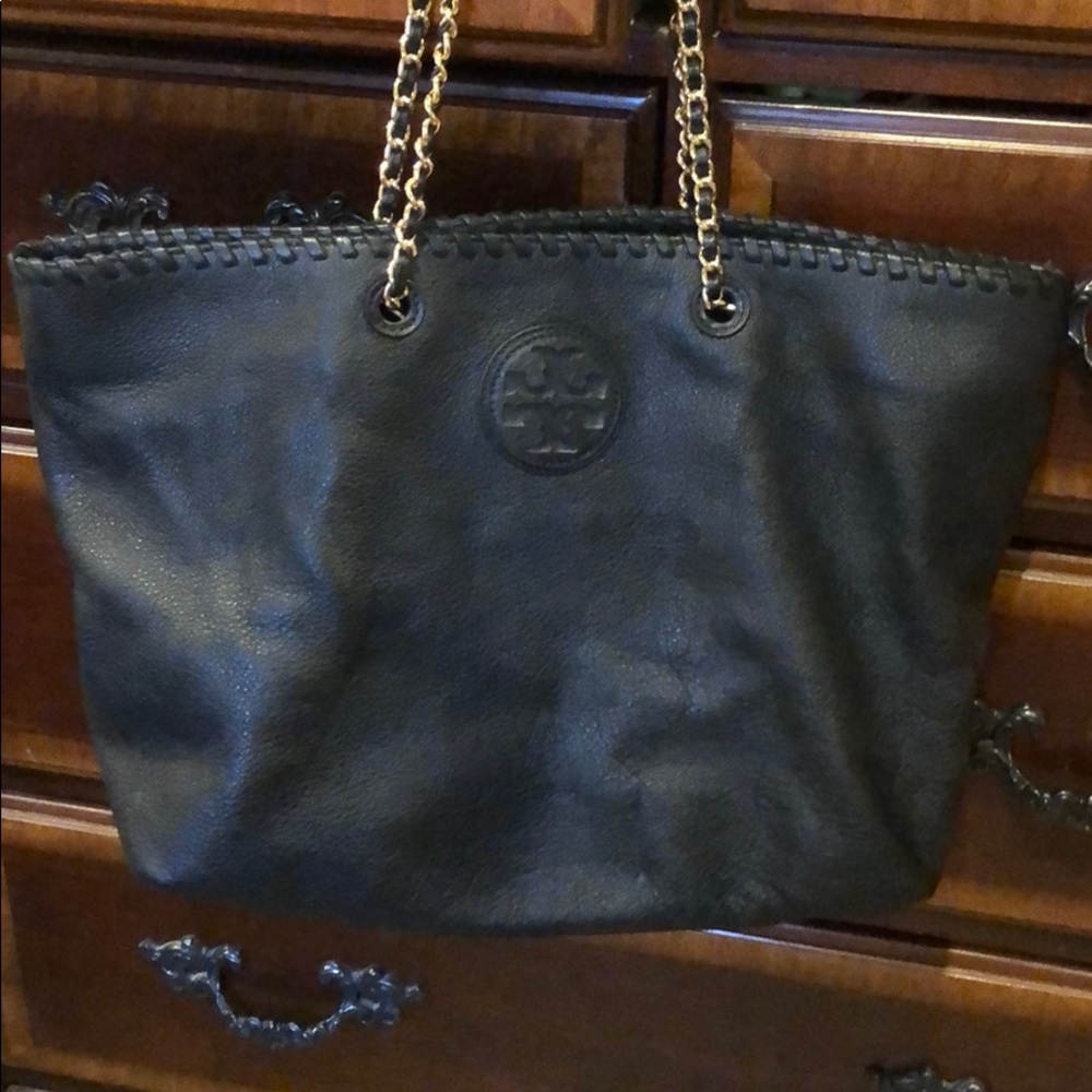 Authentic Tory Burch large handbag black. Like new